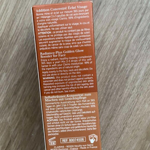 Clarins Radiance-Plus Golden Glow Booster 15 ml - Picture 2 of 3